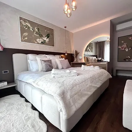 Flh - La Vie En Rose Gold W Balcony & Free Parking *