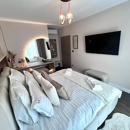 Flh - La Vie En Rose Gold W Balcony & Free Parking Sibiu
