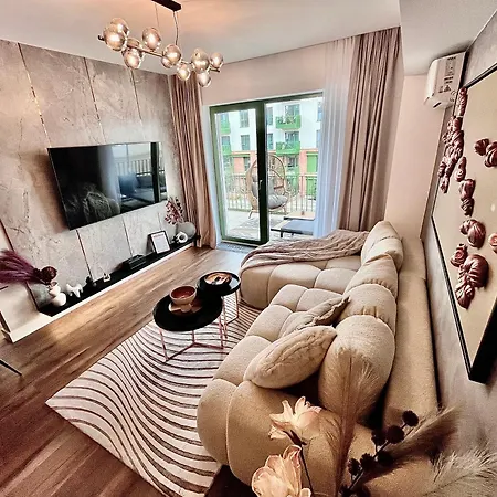 Flh - La Vie En Rose Gold W Balcony & Free Parking * Sibiu