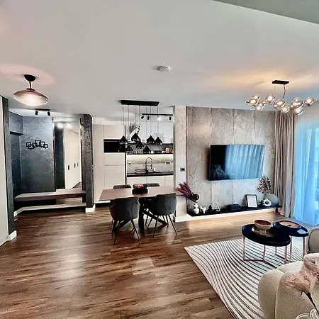 Flh - La Vie En Rose Gold W Balcony & Free Parking * Sibiu