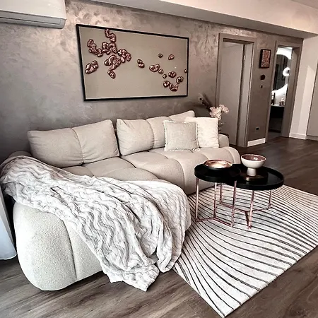 Flh - La Vie En Rose Gold W Balcony & Free Parking Sibiu