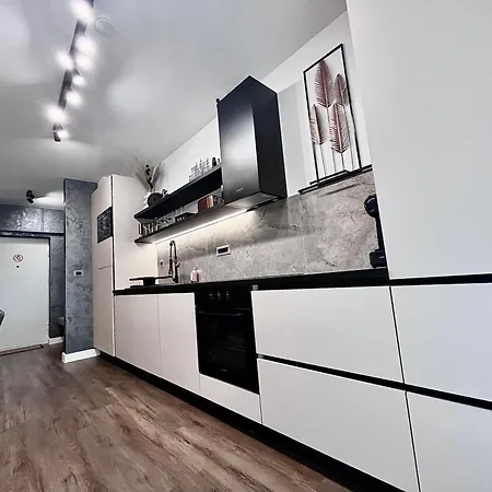 Flh - La Vie En Rose Gold W Balcony & Free Parking Apartment