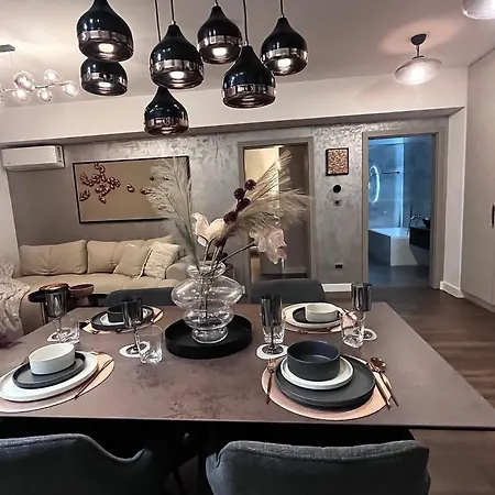 Flh - La Vie En Rose Gold W Balcony & Free Parking